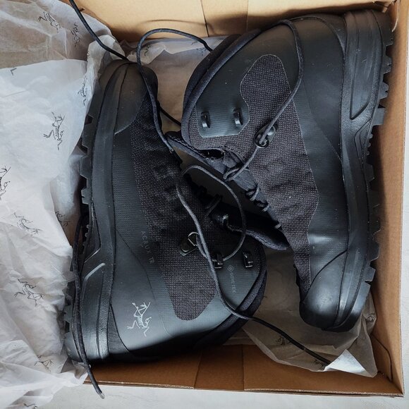 Arc'teryx Acrux TR GTX Trekking Boot for Technical Trails | Black Women's 7 - Picture 4 of 8